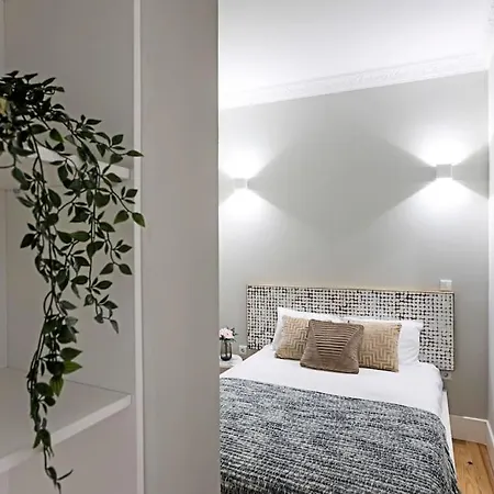 Apartment Historical Sunny Marques - With Ac!