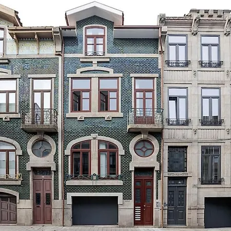 Apartment Historical Sunny Marques - With Ac!